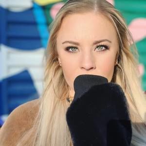 Meet your Posher, Rachel